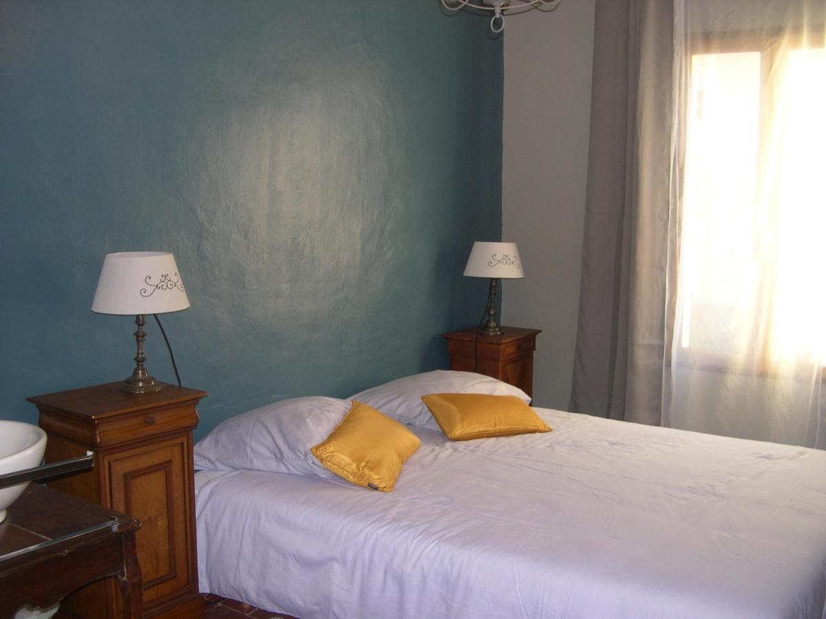 L'Ancien Prieure Bed and Breakfast Saint-Jean-de-la-Motte Εξωτερικό φωτογραφία